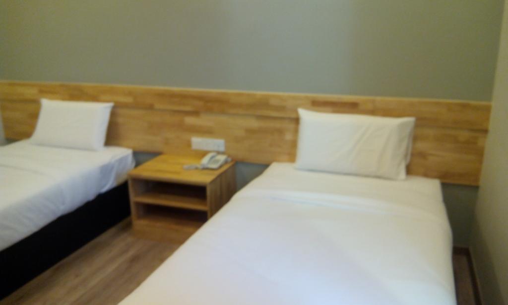 Suria 18 Hotel